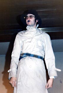 Nick as 'Inspector Sniff'